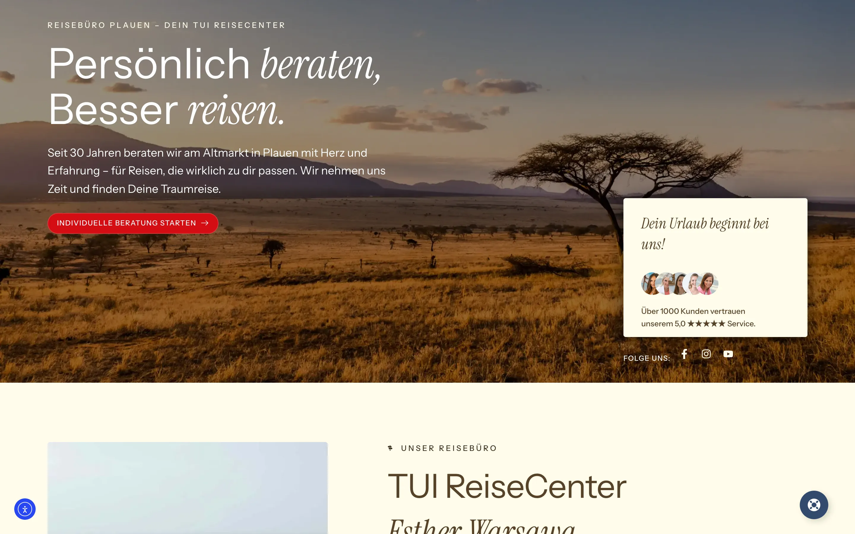 Startseite Reisecenter Plauen auf Desktop: Editorial-Magazin-Look mit großem Hero-Bild